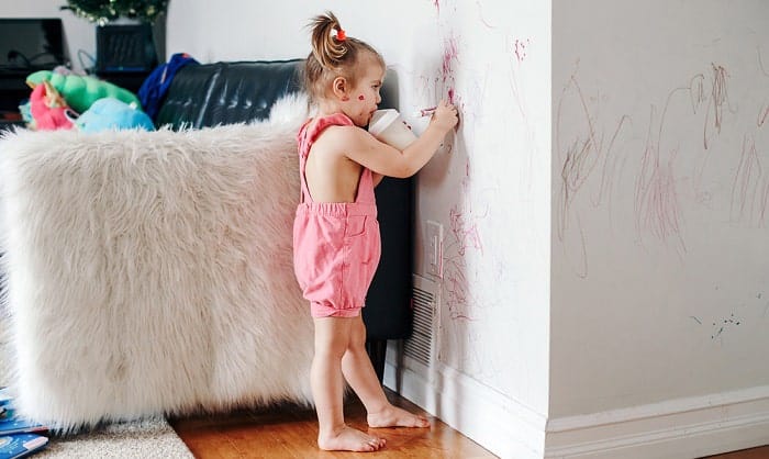 get-dry-erase-marker-off-wall
